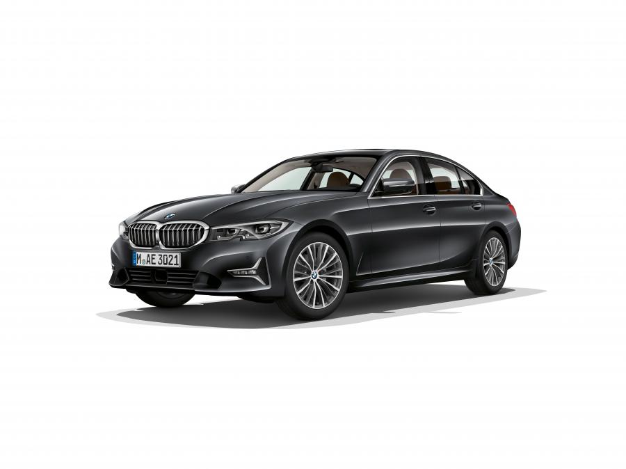  BMW 330i Luxury Line (G20) 2019 года  (WW) (фото 1 из 2)